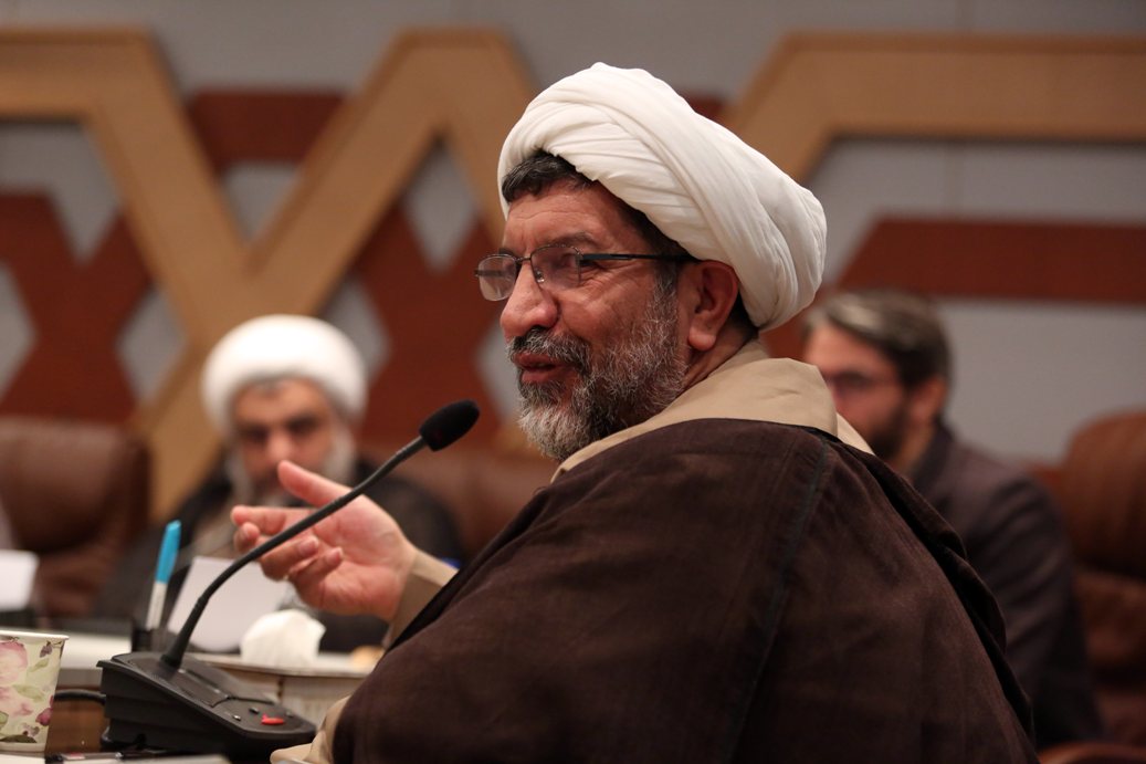 دانش فقه چگونه می‌تواند نقش اجتماعی ایفا کند؟ / تفاوت فقه حکومت و فقه حکومتی