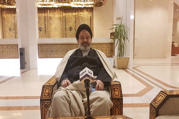 دمشق باید از انزوا بیرون بیاید