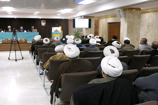 در نشست «مسلمانان هند، حج و حرمین» چه گذشت؟ در نشست «مسلمانان هند، حج و حرمین» چه گذشت؟