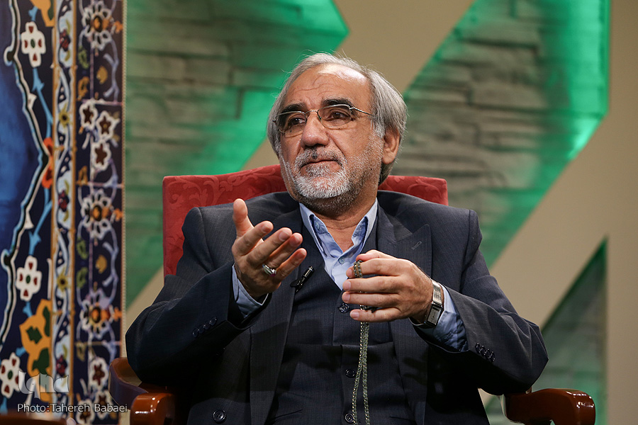 مدیران قرآنی به دنبال منافع ملی باشند نه سازمانی/ به امید دولت‌ها نباشید