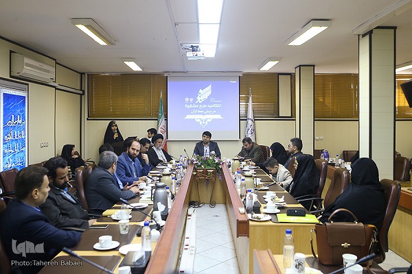 اختتامیه اولین دوره طرح ملی مشکوة نوروز////////////////تب و تاب دستگاههای قرآنی برای گرامیداشت چهل سالگی انقلاب / تجلیل از خادمان قرآن