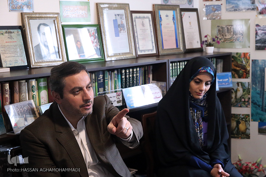 4 فروردین/// همنشین شعر و آیات الهی / روضه هایی که برای بیدارگری بود