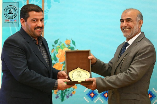 تصاویری از آیین تجلیل از برگزیدگان مسابقات قرآن دانشجویی عراق تصاویری از آیین تجلیل از برگزیدگان مسابقات قرآن دانشجویی عراق