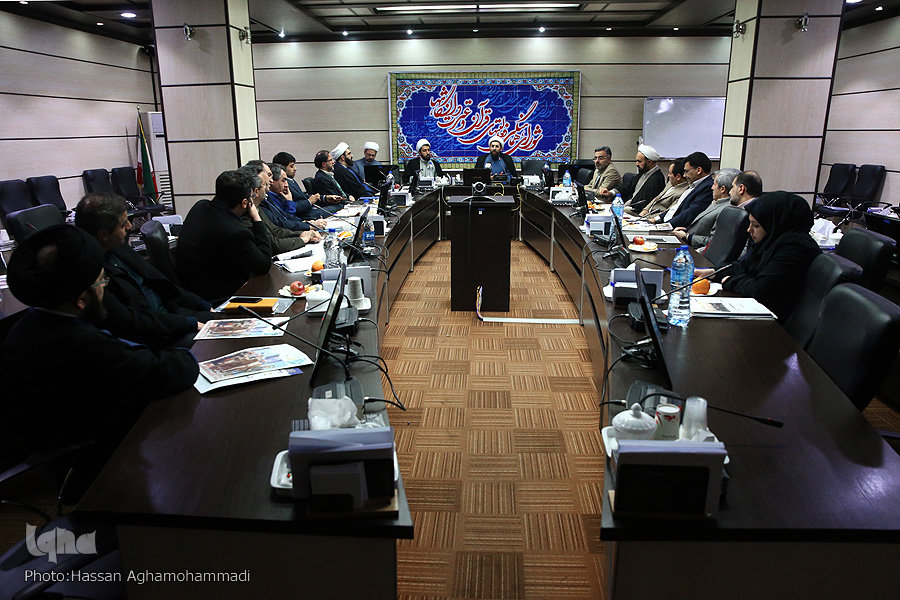 بررسی تشکیل شوراهای استانی هماهنگی فعالیت‌های قرآن در دانشگاه‌ها