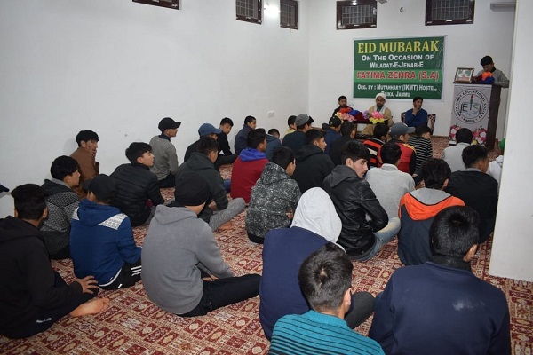 برگزاری جشن ولادت حضرت فاطمه (س) در 8 شهر هند