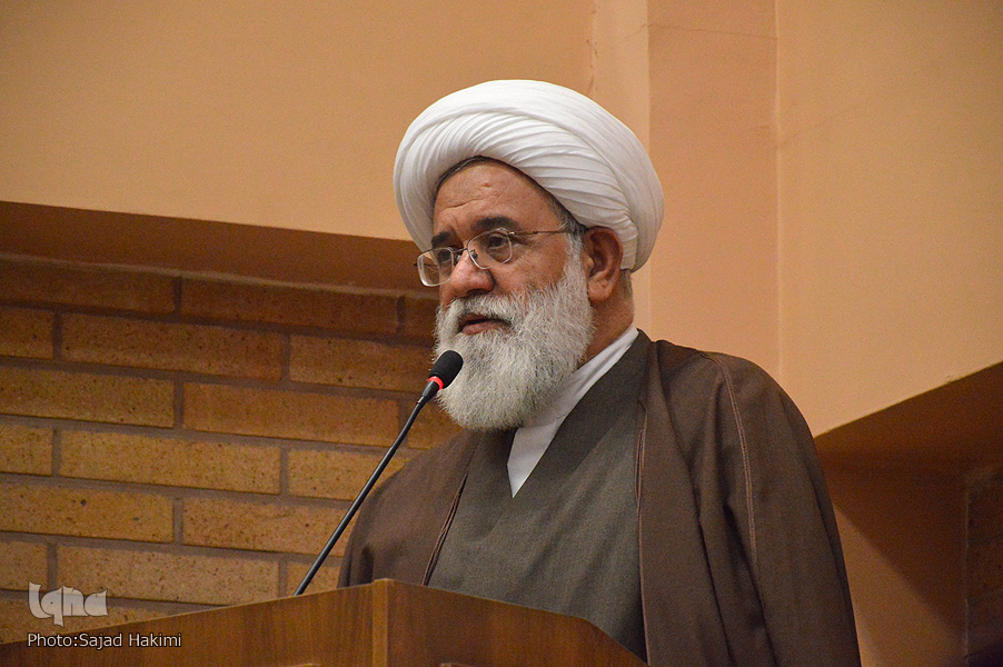 ساحت‌های رعایت حقوق مالکیت فکری/ تنها ۱۰ درصد رساله‌ها ارزش علمی دارند