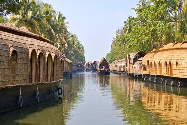 جاذبههای گردشگری هند که توریستهای مسلمان حتماً باید از آنها بازدید کنند / گزارش/ انگلیسی جاذبههای گردشگری هند که توریستهای مسلمان حتماً باید از آنها بازدید کنند / گزارش/ انگلیسی