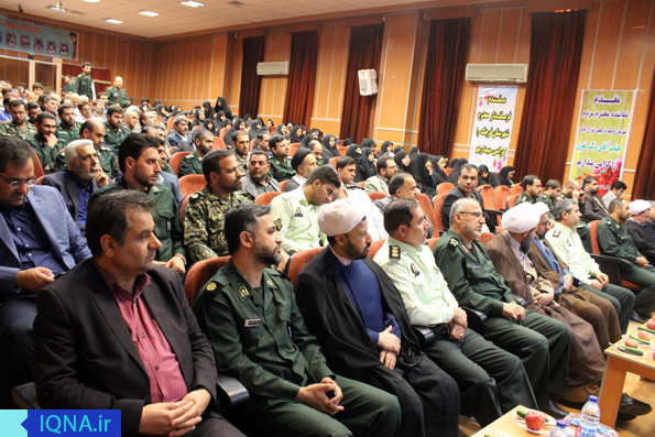 بصیرت مانع برگشت از مسیر حق میشود بصیرت مانع برگشت از مسیر حق میشود