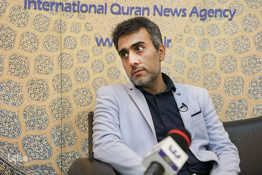 سید‌ روح‌ الله قوام‌ نیا عضو گروه تواشیح سلام