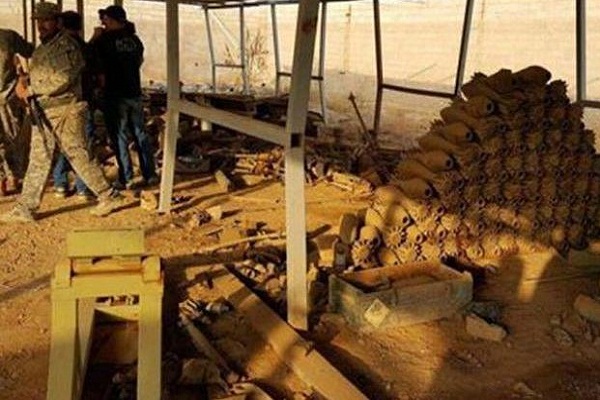 تخریب دو مخفیگاه داعش در سامرا تخریب دو مخفیگاه داعش در سامرا