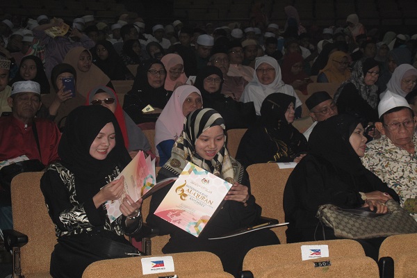 سومین شب بخش تلاوت مسابقات قرآن مالزی به روایت تصویر