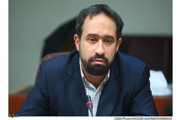 به پارادایم اثبات‌گرایی گرفتار هستیم/چالش‌های اثبات‌گرایی