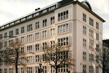 ممنوعیت تدریس معلم محجبه در مدرسه برلین