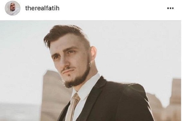 قاری آمریکایی با بیش از یک میلیون طرفدار در اینستاگرام/ ادیت شده