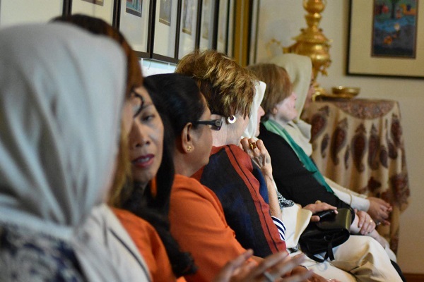 معرفی آداب تغذیه مسلمانان در رمضان به آلمانی&zwnj;&zwnj;ها+عکس