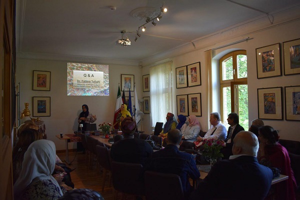 معرفی آداب تغذیه مسلمانان در رمضان به آلمانی&zwnj;&zwnj;ها+عکس