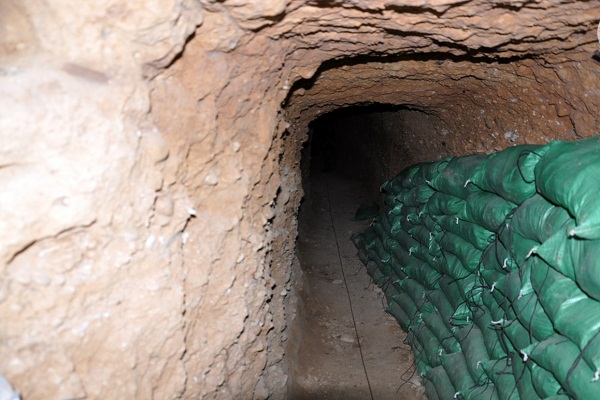 انهدام انبار مواد منفجره پ.ک.ک در شمال عراق توسط ارتش ترکیه