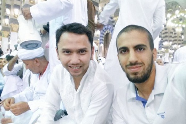 تجربه سفر به مکه و مدینه در ماه رمضان / گزارش/ انگلیسی