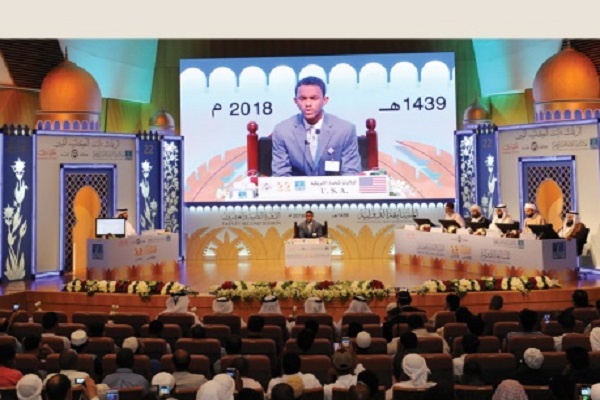 رقابت 8 حافظ کل قرآن در هشتمین شب جایزه دبی
