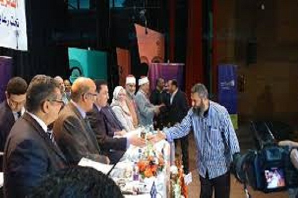 تکریم 150 حافظ قرآن از پیشاهنگان مصر تکریم 150 حافظ قرآن از پیشاهنگان مصر