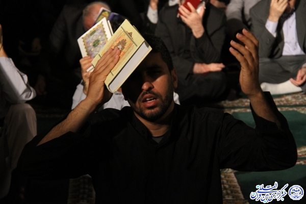 شب قدر، شبی نجات بخش و کمال آفرین است + شب زندهداران بوشهری از نگاه دوربین شب قدر، شبی نجات بخش و کمال آفرین است + شب زندهداران بوشهری از نگاه دوربین