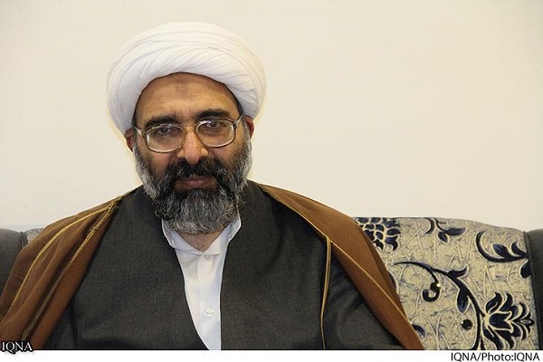 وجه دیگری از شخصیت «حجتالاسلام احمدی» وجه دیگری از شخصیت «حجتالاسلام احمدی»