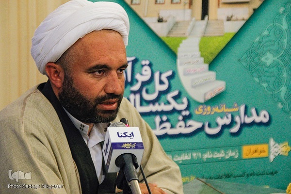 ضعف کارکردها در زمینه حفظ قرآن/ بی‌تفاوتی مسئولان