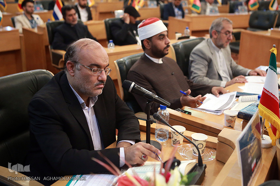 معتز آقایی معتز آقایی