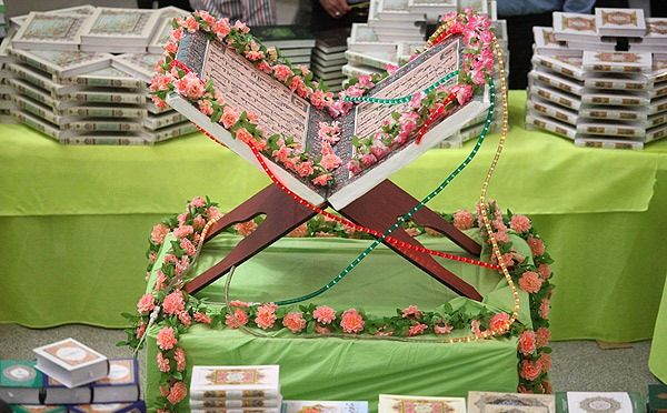 حضور مؤسسه هفت آسمان در نمایشگاه قرآن اصفهان