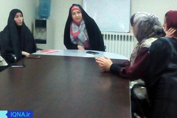 کارگاههای «تحکیم بنیان خانواده» در قرچک کارگاههای «تحکیم بنیان خانواده» در قرچک