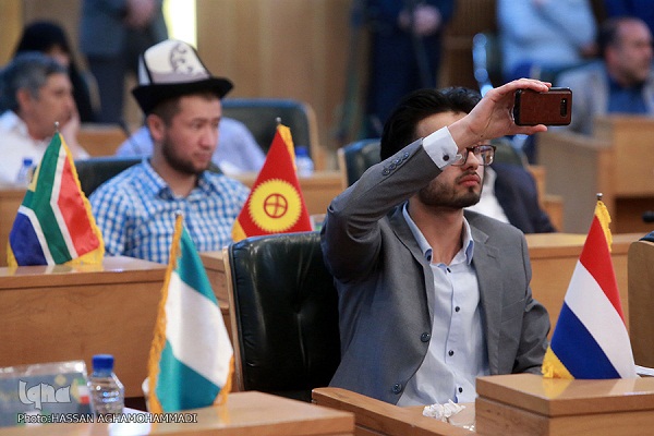 تلاوت خوب و کم استرس مستلزم ممارست در تمرین/ مراکز قرآنی ـ اسلامی کشورها به تربیت استاندارد قراء و حفاظ اقدام کنند/ تلاوت 4 قاری تلاوت خوب و کم استرس مستلزم ممارست در تمرین/ مراکز قرآنی ـ اسلامی کشورها به تربیت استاندارد قراء و حفاظ اقدام کنند/ تلاوت 4 قاری