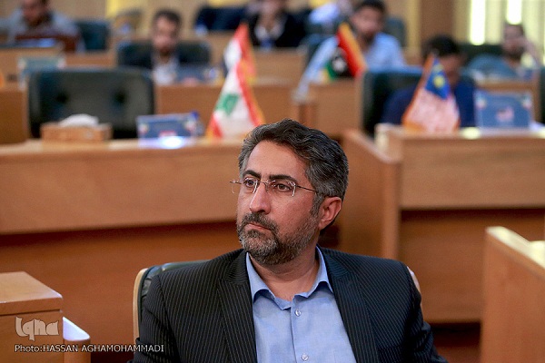 تلاوت خوب و کم استرس مستلزم ممارست در تمرین/ مراکز قرآنی ـ اسلامی کشورها به تربیت استاندارد قراء و حفاظ اقدام کنند/ تلاوت 4 قاری تلاوت خوب و کم استرس مستلزم ممارست در تمرین/ مراکز قرآنی ـ اسلامی کشورها به تربیت استاندارد قراء و حفاظ اقدام کنند/ تلاوت 4 قاری