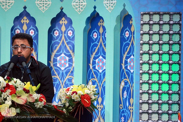 تحسین داوران از اجرای نماینده ایران در هفتمین شب از مسابقات بینالمللی قرآن دانشجویان تحسین داوران از اجرای نماینده ایران در هفتمین شب از مسابقات بینالمللی قرآن دانشجویان