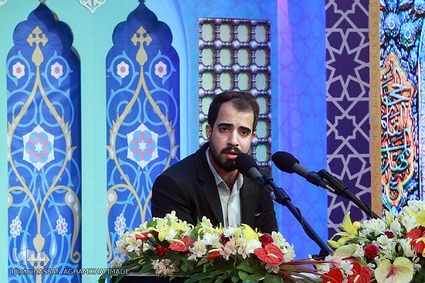 فینال ششمین دوره مسابقات بینالمللی قرآن دانشجویان مسلمان/ رقابت 4 حافظ و قاری برای کسب رتبه اول فینال ششمین دوره مسابقات بینالمللی قرآن دانشجویان مسلمان/ رقابت 4 حافظ و قاری برای کسب رتبه اول