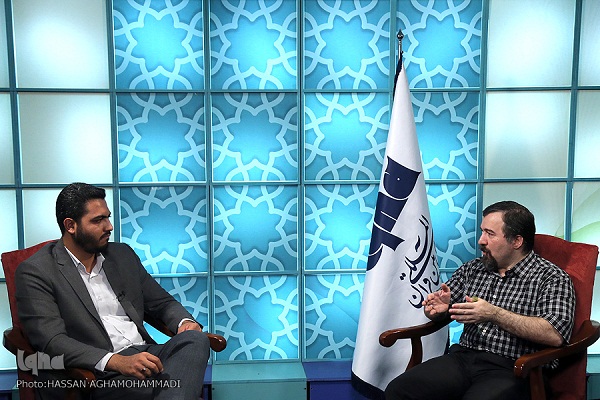 میری //// بخش اول ////رد نشود ///فلسفه در جهان ایرانی در خدمت شریعت است نه طلایه‌دار اندیشه/صورت‌بندی دینی فلسفه به جای عقلانی شدن دین