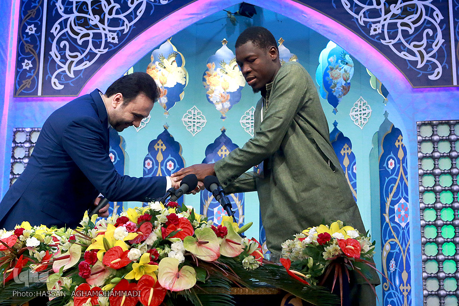 اجرای 3 قاری و 2 حافظ طی دومین شب مسابقات بین‌المللی قرآن دانشجویان + فیلم