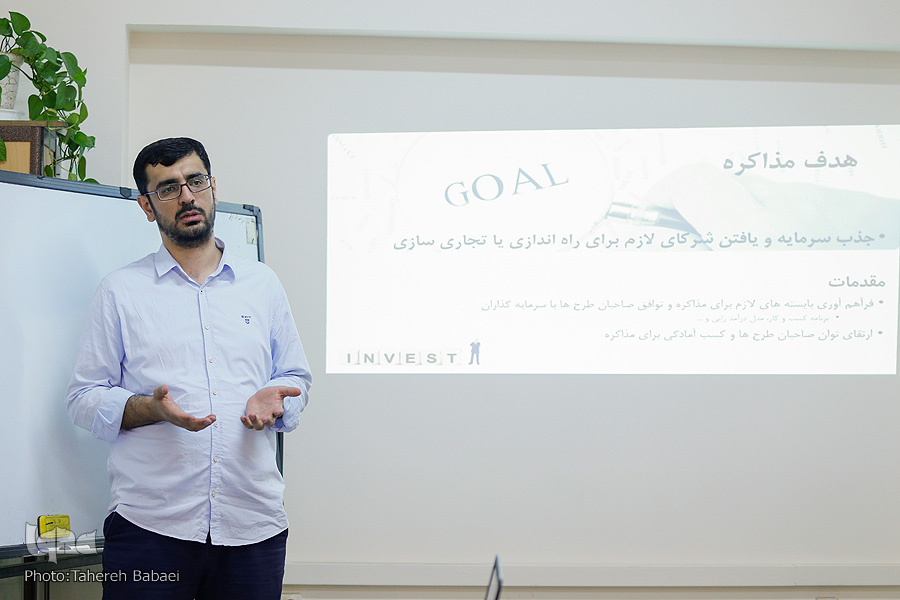 استارتآپ موفق میتواند قرضالحسنه را ترویج دهد/ «مسجدسپار» جایگزین خوبی برای فعالیت بانکهاست