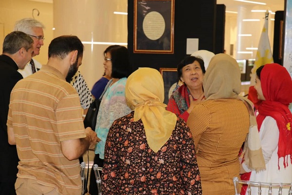 نمایشگاه خوشنویسی سوره مریم در فیلیپین+عکس