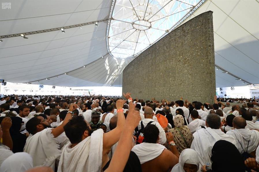 عارفان چنین حجی در مشاعر مقدس&rlm; دارند