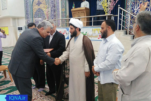 تجلیل از خادمان نماز در املش + تصاویر