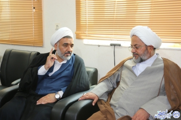 رقبهها و موقوفات فدک آل محمد(ص) است/ مؤسسات قرآن؛ بهترین شبکه تبلیغی جهت توسعه موقوفات قرآنی رقبهها و موقوفات فدک آل محمد(ص) است/ مؤسسات قرآن؛ بهترین شبکه تبلیغی جهت توسعه موقوفات قرآنی