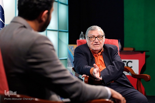 فلسفه در غرب با علوم در تعامل است اما در ایران چنین نیست/بازخوانی فلسفه اسلامی؛ سرآغاز بهبود زندگی این جهانی فلسفه در غرب با علوم در تعامل است اما در ایران چنین نیست/بازخوانی فلسفه اسلامی؛ سرآغاز بهبود زندگی این جهانی