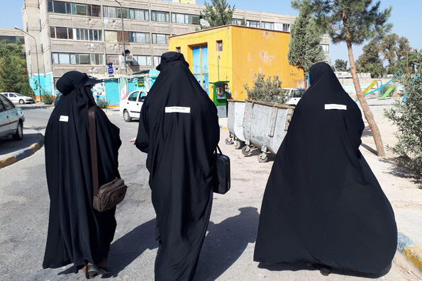 ویزیت رایگان در اوضاع نا به سامان اقتصادی ویزیت رایگان در اوضاع نا به سامان اقتصادی