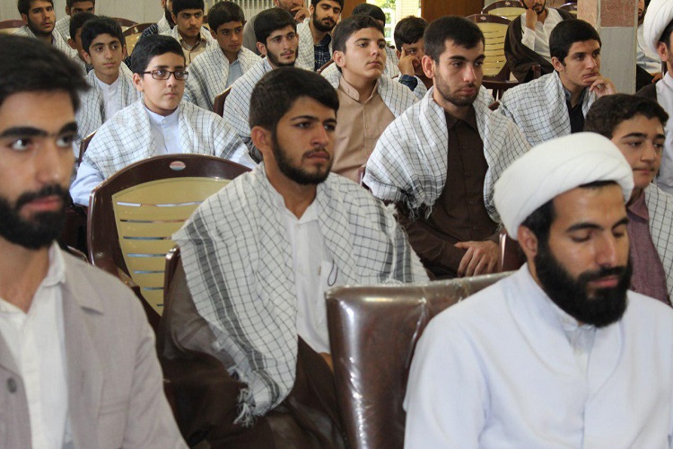 اصل برگزاری جلسه فیضیه مبارک است/ انتقاد از اتهام سکولاریسم به حوزه