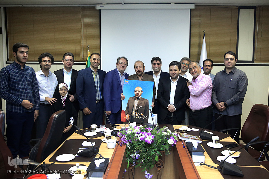 علی سیاح گرجی ظهر دلنشین «علی سیاحگرجی»؛ نماد مهم و فراگیر استاد «غلوش»/ اذانی گمشده در صدا و سیما! + عکس