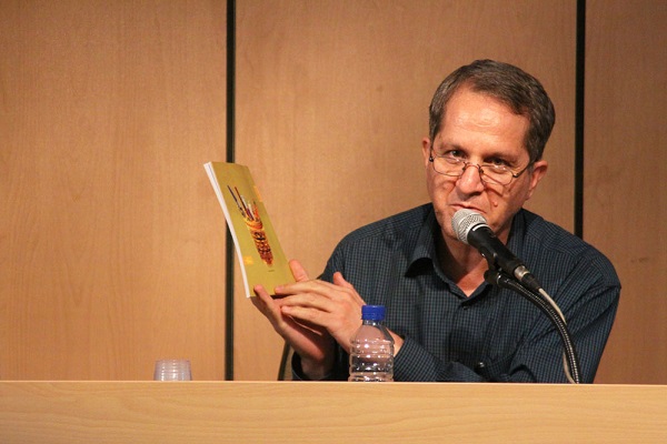 ادبیات انقلاب یک ادبیات دینی است/ ادبیات انقلاب محافظه&zwnj;کار نیست