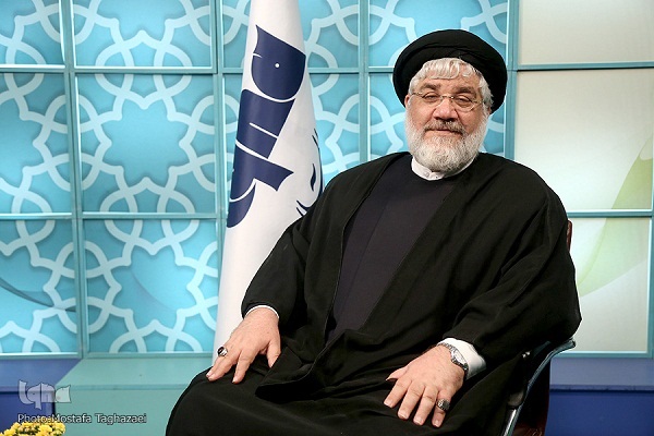 عرفان اسلامی؛ داعی صلح و مانع افراط‌گرایی دینی/ پنج رکن ریاضت عرفانی از منظر قرآن