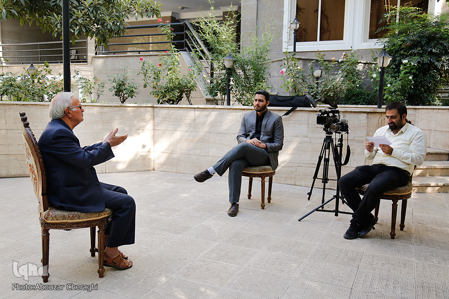 دوران انحصاری فلسفه پایان یافته است/ فلسفه اسلامی نداریم