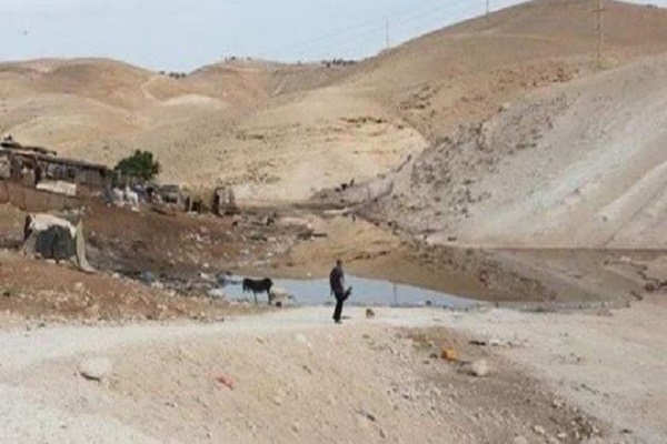 غرق روستای «خان احمر» فلسطین در فاضلاب