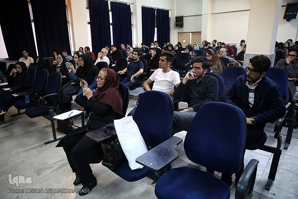 سارا شریعتی: تاثیر خوانشهای مسیحی بر توصیف مستشرقان از آئینهای شیعی؛ شیعه، مکتب غم و اندوه نیست/ مظاهری: تمام گزارشهای موجود را به عنوان «داده اجتماعی» و قابل تحلیل جمعآوری کردهام سارا شریعتی: تاثیر خوانشهای مسیحی بر توصیف مستشرقان از آئینهای شیعی؛ شیعه، مکتب غم و اندوه نیست/ مظاهری: تمام گزارشهای موجود را به عنوان «داده اجتماعی» و قابل تحلیل جمعآوری کردهام